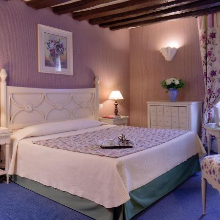 Hotel Beaubourg Paris Ngoại thất bức ảnh