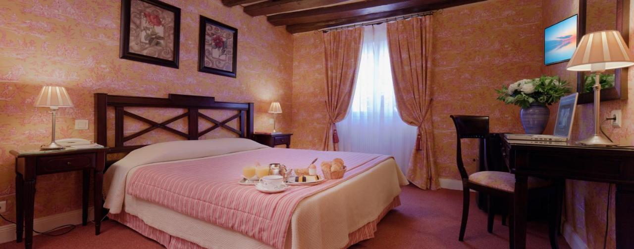 Hotel Beaubourg Paris Ngoại thất bức ảnh